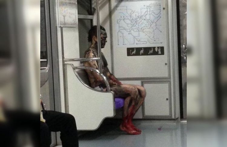 Кого только не встретишь в общественном транспорте: 30 забавных фото