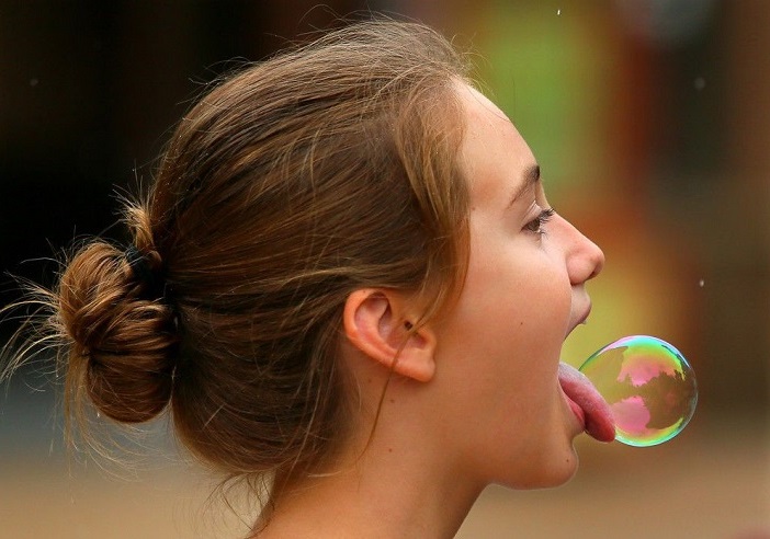 Perfectly Timed Pics of Funny Girls
