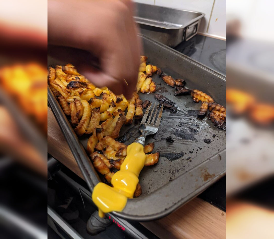 Epic Kitchen Fails:Capturing the Comedy of Culinary Blunders